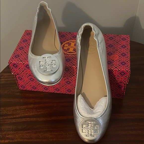 Tory Burch Silver Ballet Flats, Sz. 9 - Picture 1 of 8